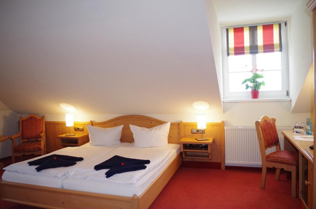 Hotel Alttolkewitzer Hof Dresde Exterior foto
