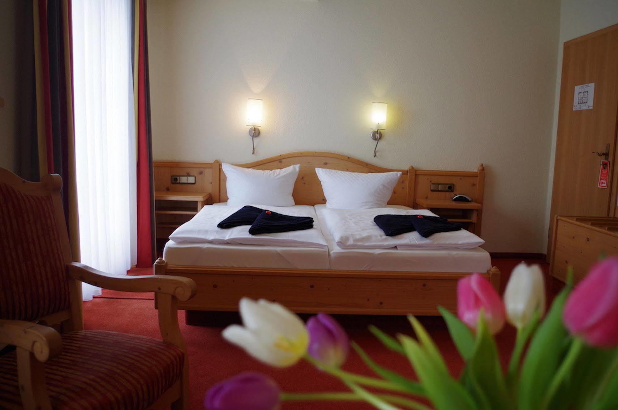 Hotel Alttolkewitzer Hof Dresde Exterior foto